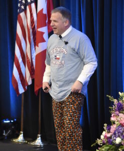 Ken Okel's Airport Fashion Emergency Story